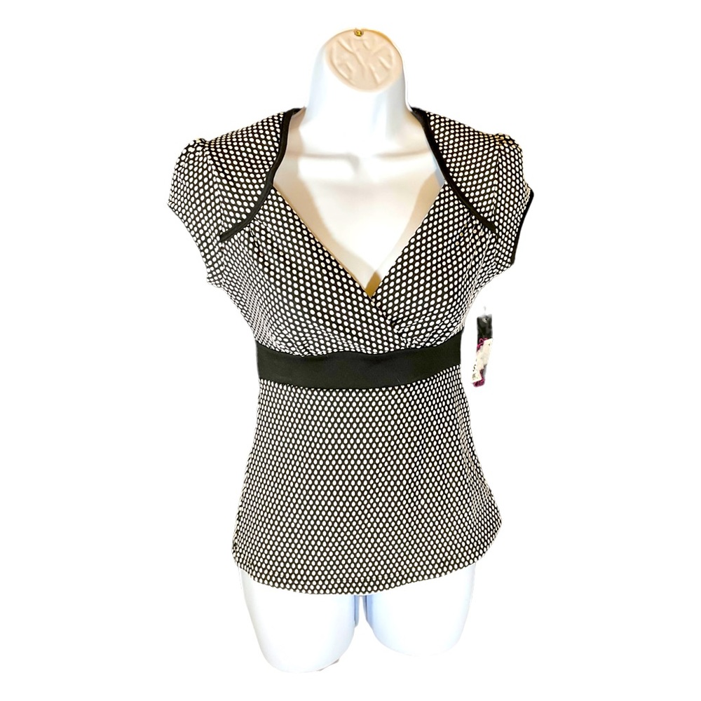 Rock Steady Clothing Top Size S NWT